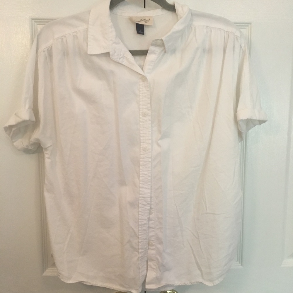 Short sleeve white button down | EUC